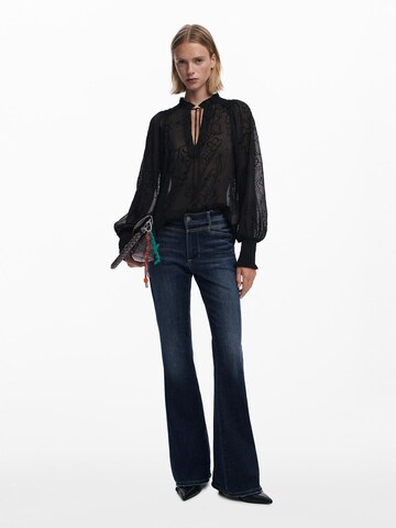 Desigual - Blusa en negro