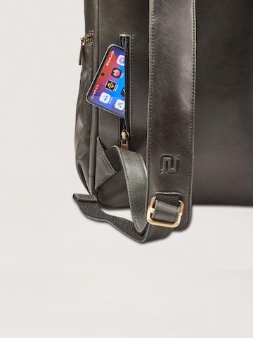 NEGOTIA Leather Backpack 'Kova' in Black