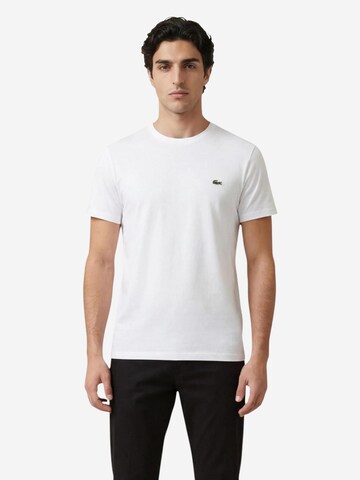 Maglietta di LACOSTE in bianco: frontale
