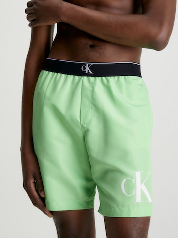 Pantaloncini da bagno di Calvin Klein Swimwear in verde