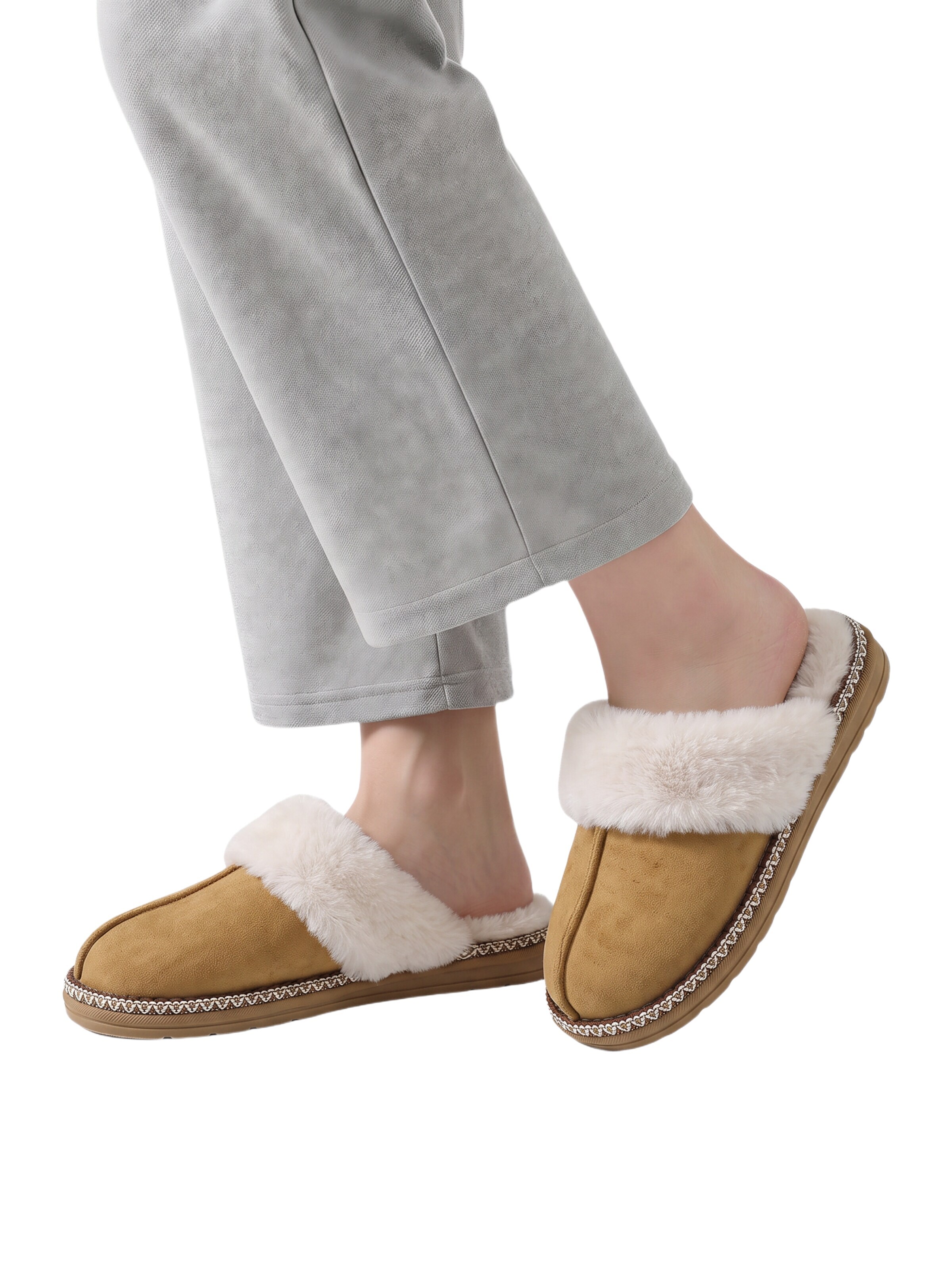 BONVERANO Slippers in Brown