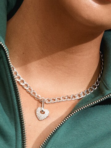 Pilgrim Wisiorek 'Shiny Heart ' w kolorze srebrny