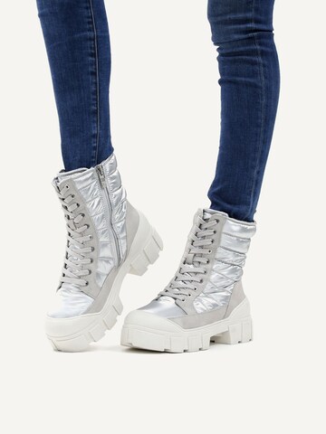 CAPRICE Lace-Up Ankle Boots in Silver