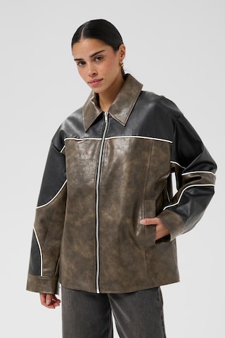 Veste mi-saison Kaffe en marron : devant