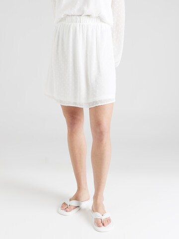 VILA Skirt in White: front