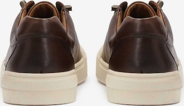 Sneaker bassa di Kazar in marrone