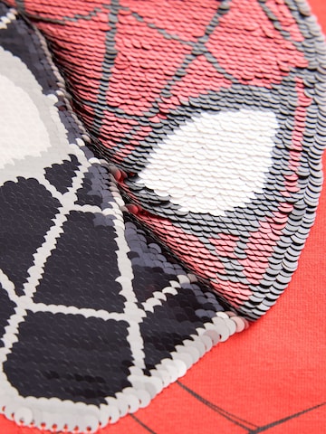 Next Shirt in Red