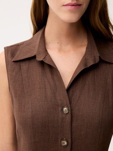 adl Dress in Brown