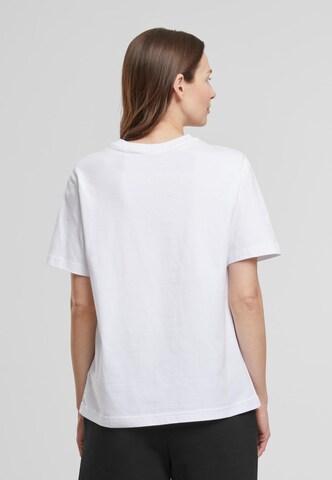 Maglietta 'Be Happy' di Mister Tee in bianco
