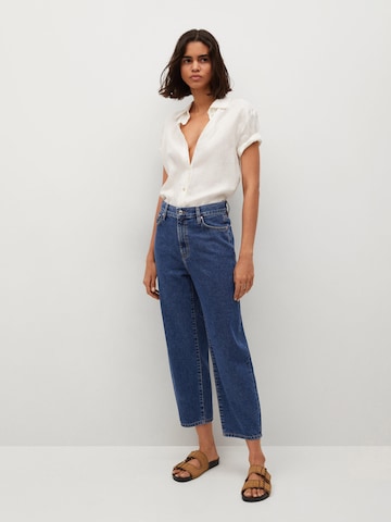 MANGO Loosefit Jeans 'Antonela' i blå