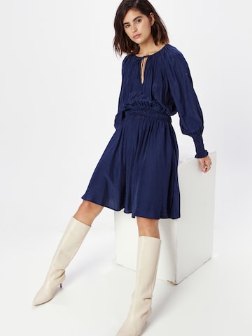 Robe 'Olara' Peppercorn en bleu : devant