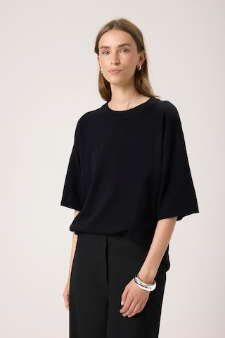 SOAKED IN LUXURY Trui in Zwart: voorkant