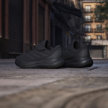 Sneaker 'Runfalcon 6' di ADIDAS SPORTSWEAR in nero