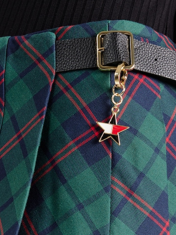 Fustă de la Tommy Jeans pe verde