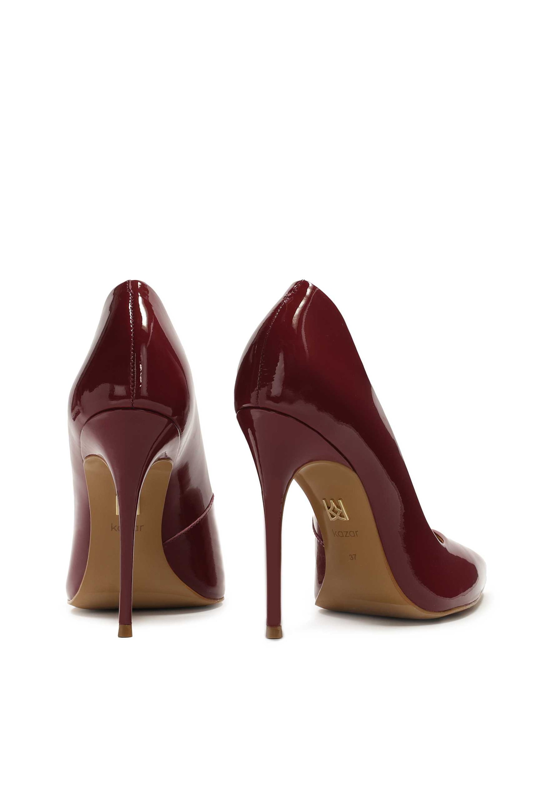 Kazar Pumps in Red