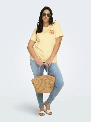 Tricou 'CARBOLETTE' de la ONLY Carmakoma pe galben