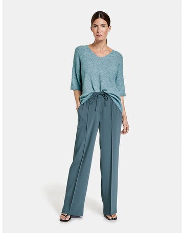 GERRY WEBER Regular Pleated Pants in Blue