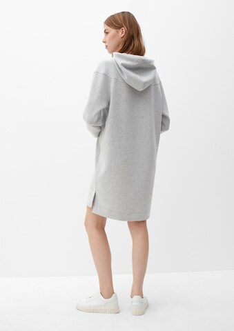 Robe s.Oliver en gris
