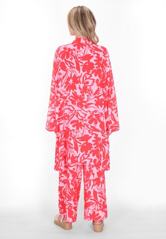 IZIA - Kimono em rosa