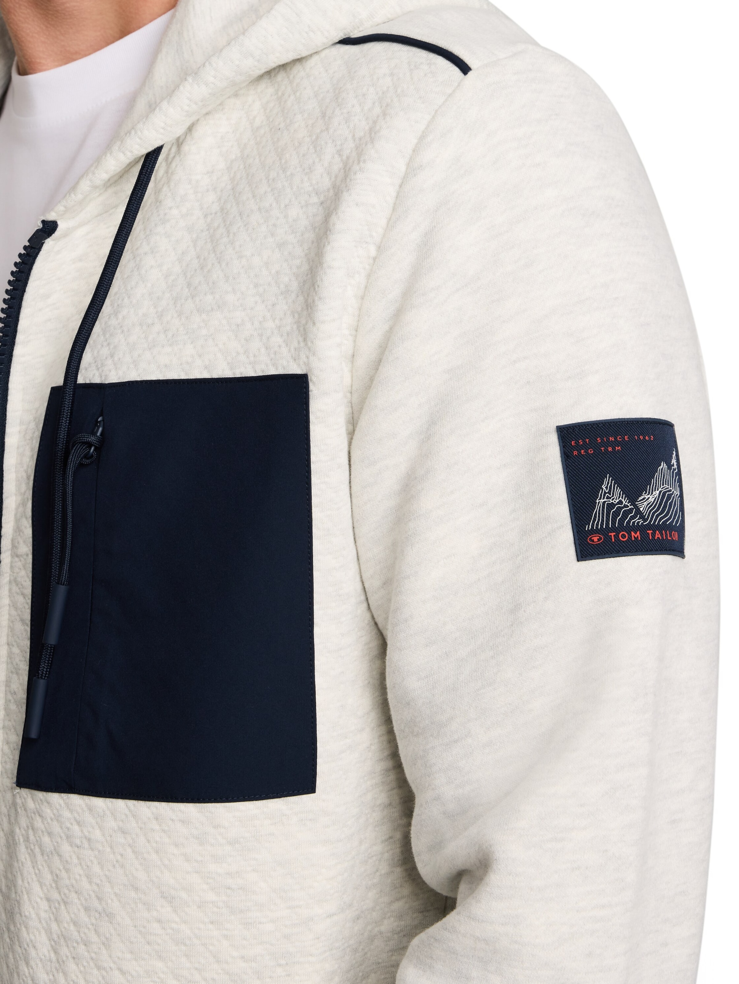 TOM TAILOR - Sudadera con cremallera en beige