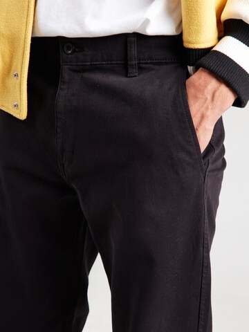 Dockers Úzky strih Chino nohavice 'ULTIMATE 360' - Čierna