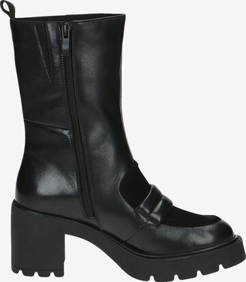 CAPRICE Ankle Boots in Black