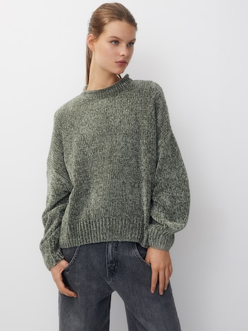 Pull&Bear Sweter w kolorze zielony: przód