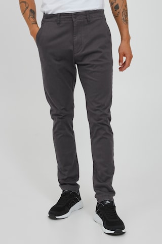 !Solid Slim fit Chino Pants 'Artus' in Grey: front