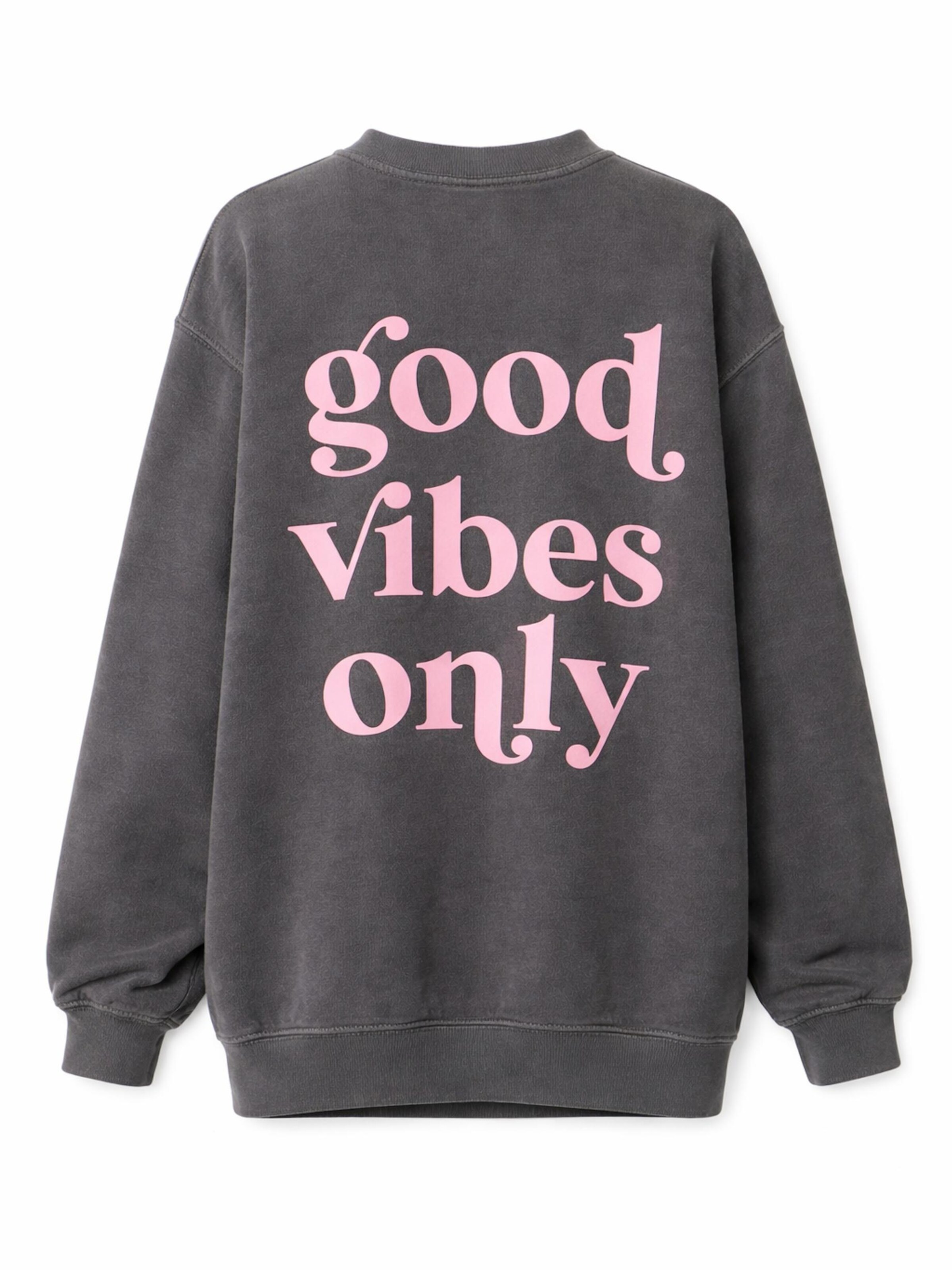 Worldclassca Sweatshirt‌‌‌ in Grau