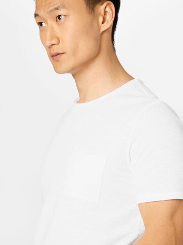 T-Shirt Marc O'Polo en blanc