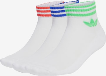 ADIDAS ORIGINALS Къси чорапи '3-Stripes Ankle 3 Pairs' в бяло: отпред