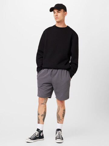 River Island Loosefit Shorts in Grau
