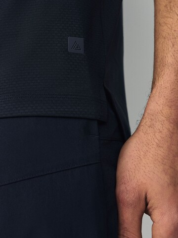 T-Shirt Next en noir