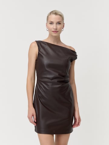 Robe 'Judith' LeGer by Lena Gercke en marron : devant