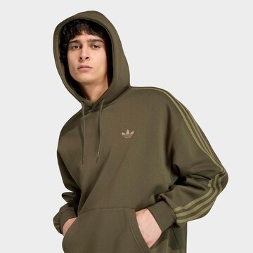 ADIDAS ORIGINALS Sweatshirt 'Adicolor Classics' in Green