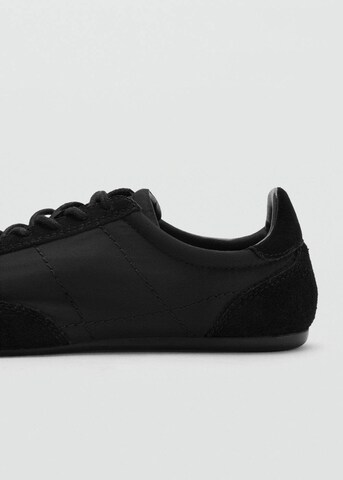 MANGO Sneaker 'Sisi' in Schwarz
