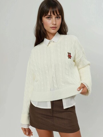 Hiccup Pullover in Beige