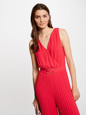 Morgan Jumpsuit 'PSAMARA' in Rood: voorkant