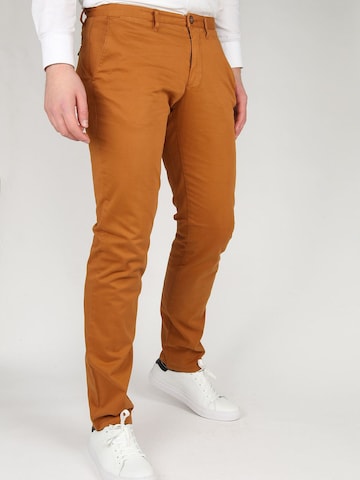 Suitable Slim fit Chino trousers 'Sartre' in Brown: front