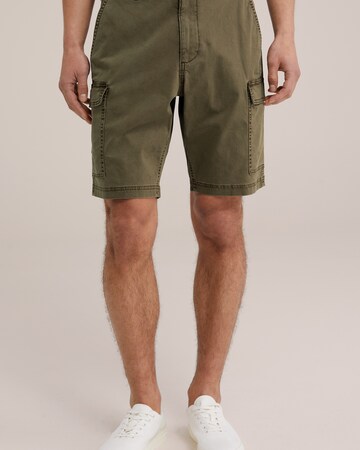 WE Fashion - regular Pantalón cargo en verde: frente