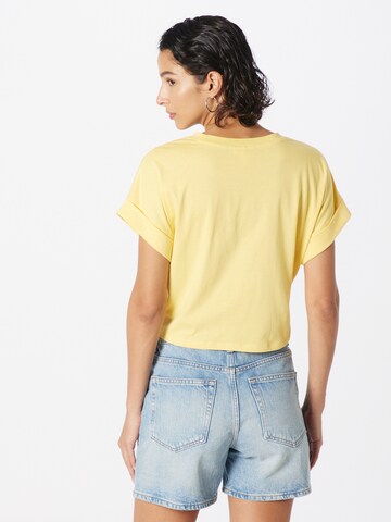 QS - Camiseta en amarillo