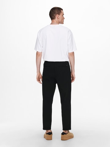 Coupe slim Pantalon à pince 'Dew' Only & Sons en noir