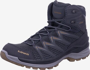 LOWA Boots 'INNOX PRO GTX MID' in Schwarz: Vorderseite