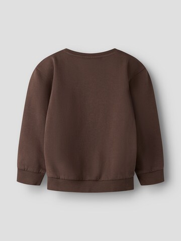 NAME IT - Sudadera en marrón