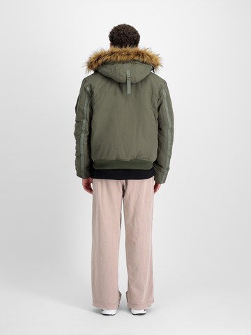 ALPHA INDUSTRIES Kurtka zimowa 'Arctic Guardians ' w kolorze zielony