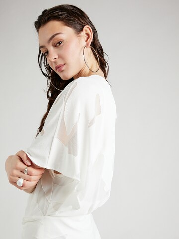 Rochie de la IRO pe alb