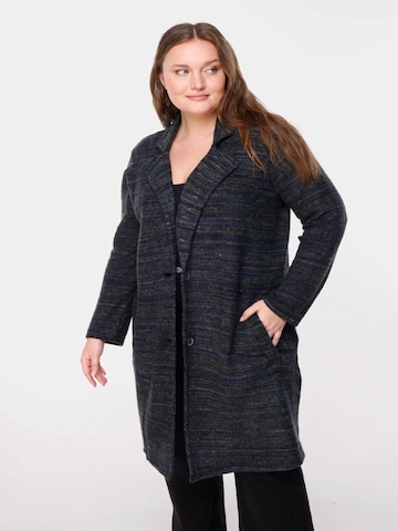 Manteau en tricot Shape Of You en noir