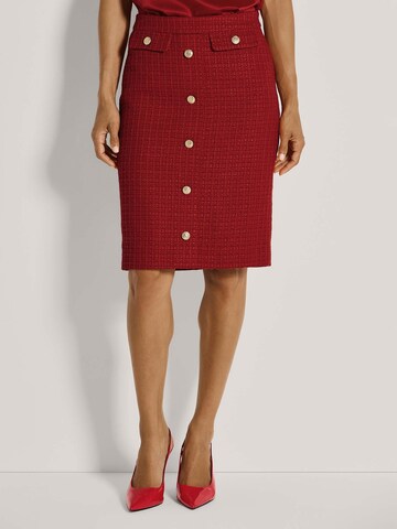 MADELEINE Rok in Rood: voorkant