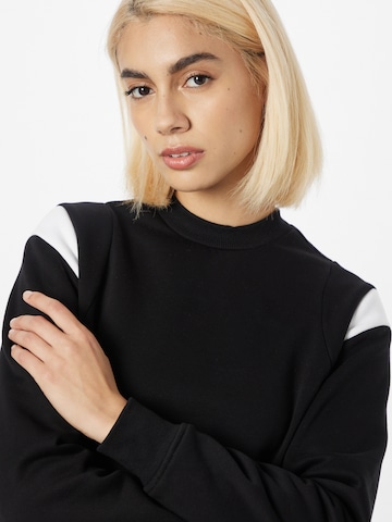 Urban Classics Sweatshirt in Black