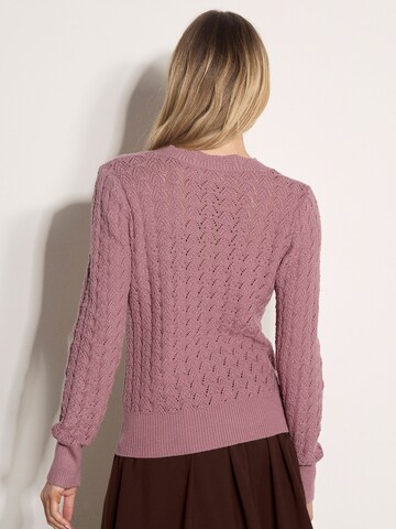 Apricot Sweater ' ' in Pink